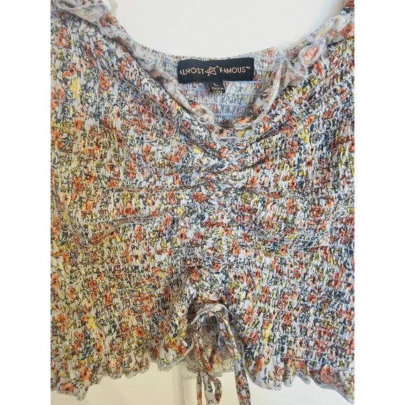 Almost Famous smoked crop top size large blue pink floral scrunch front - Picture 3 of 6